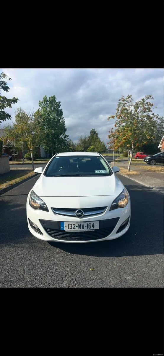 Opel astra 2013 1.4 Petrol - Image 2