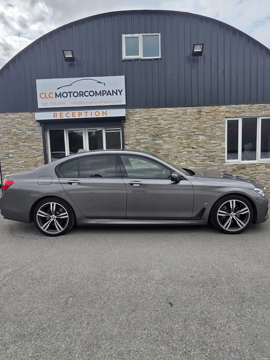 2018 BMW 740e Msport - Image 2