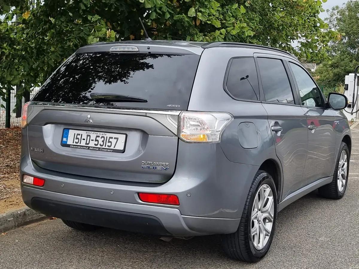2015 MITSUBISHI OUTLANDER AUTOMATIC hybrid - Image 3