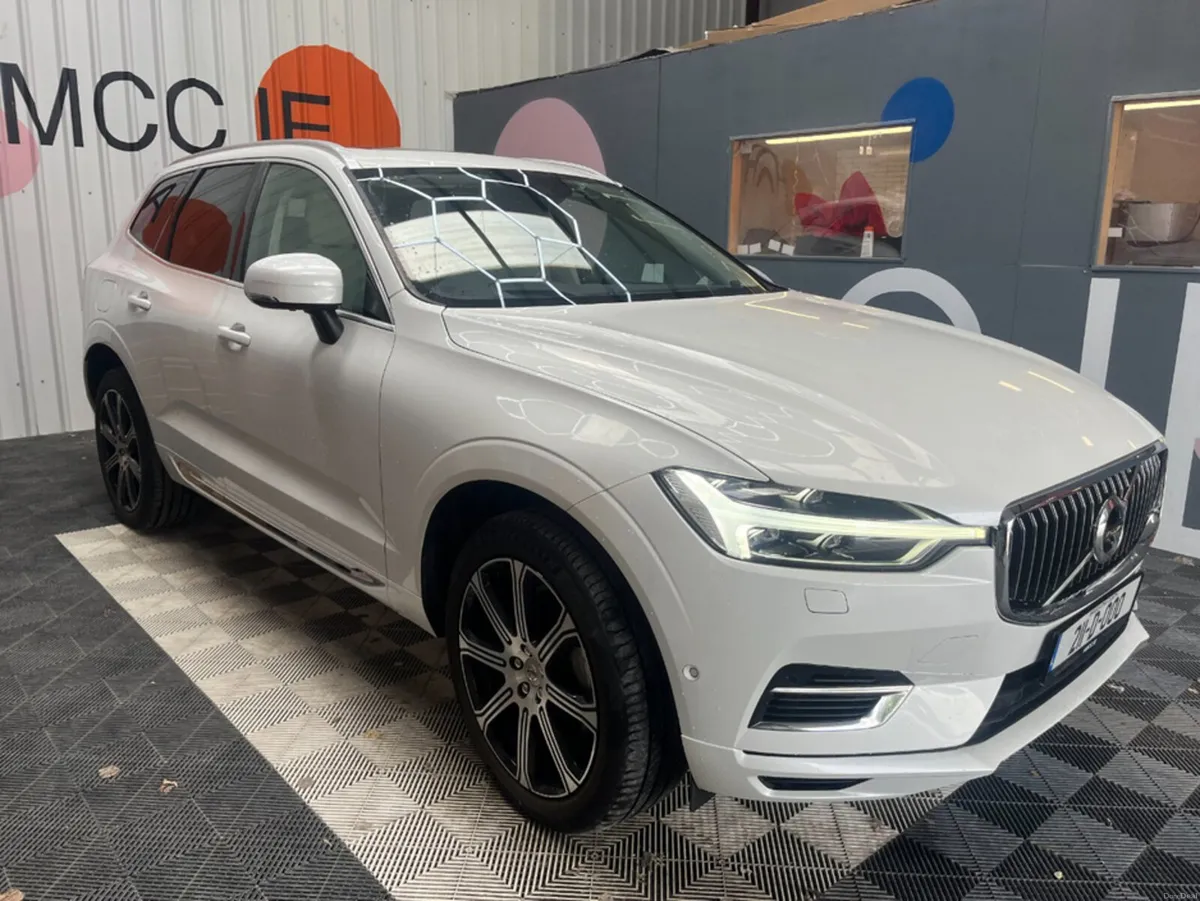 Volvo XC60 2021 VOLVO XC60 RECHARGE PLUG-IN HYBRID - Image 1