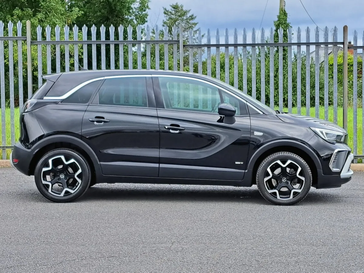Opel Crossland SRI 1.2TURBO 110BHP **REVERSING CAM - Image 4
