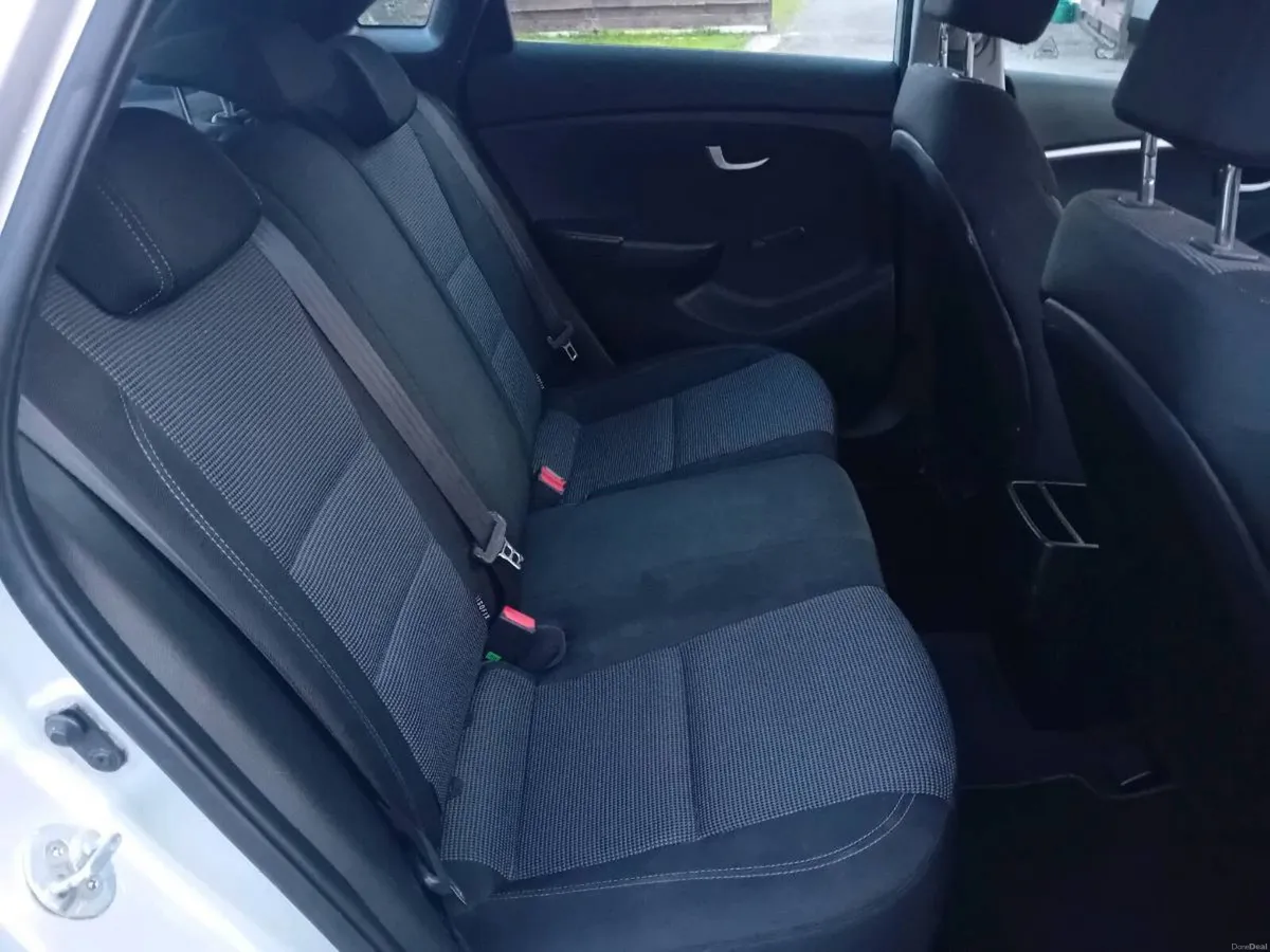 2015 Hyundai i30 Diesel - Image 5