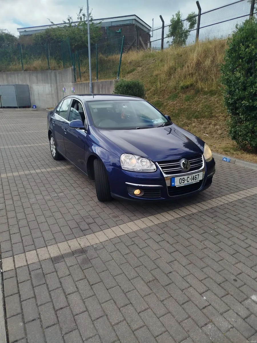 Volkswagen Jetta 2009 - Image 1