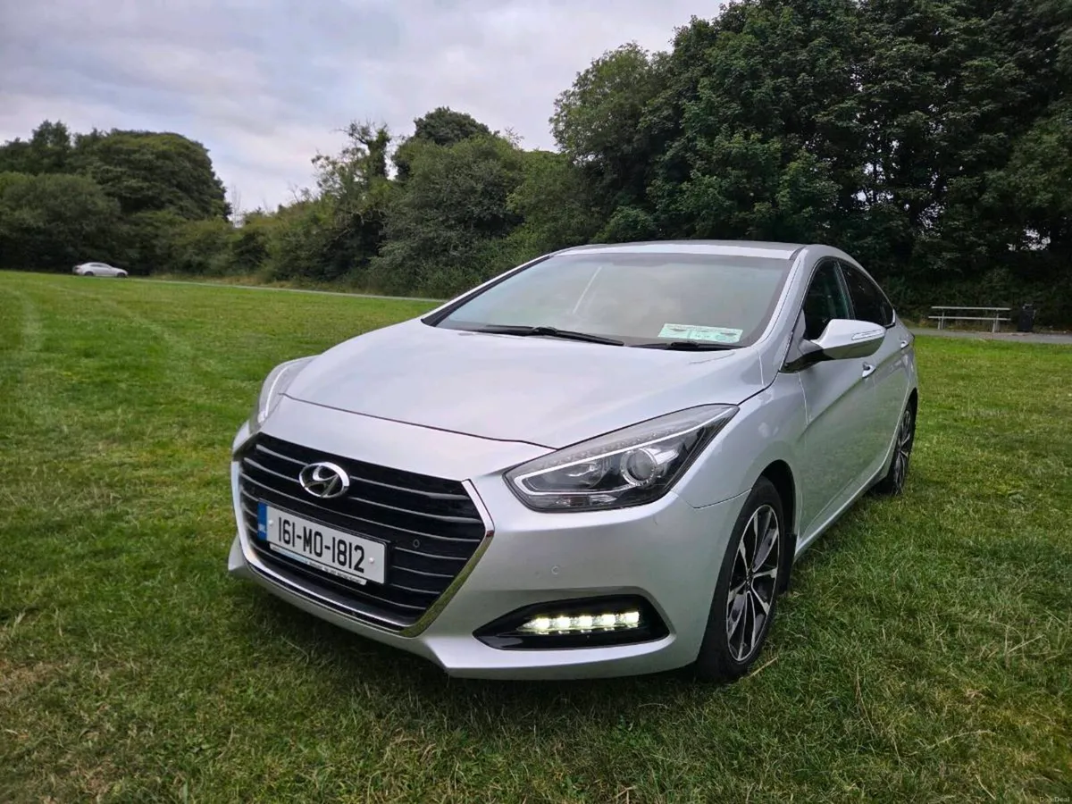 Hyundai i40 executive Plus Automatic - Image 3