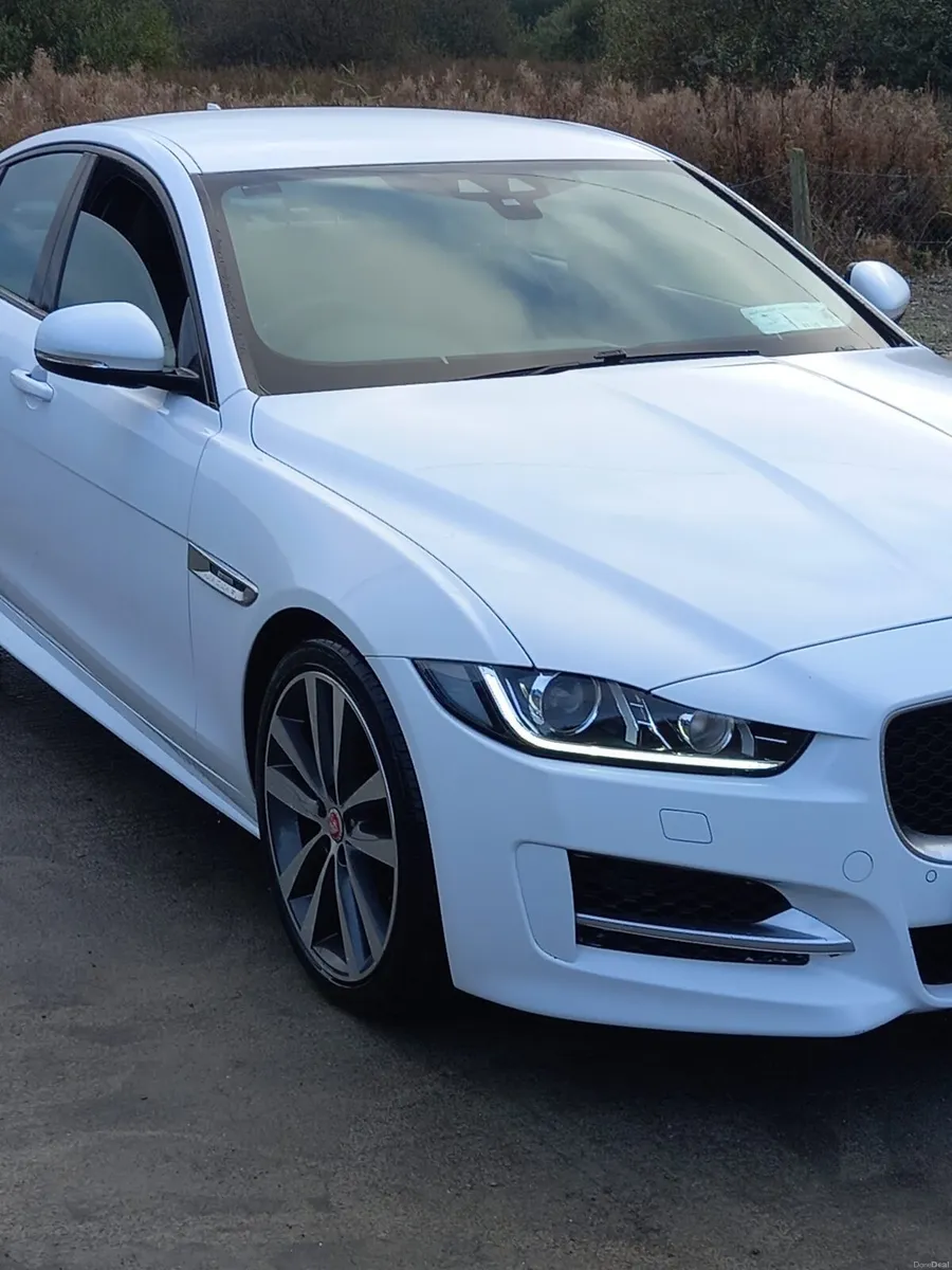 Jaguar car..71km. New engine fitted..nct 5.27 - Image 3