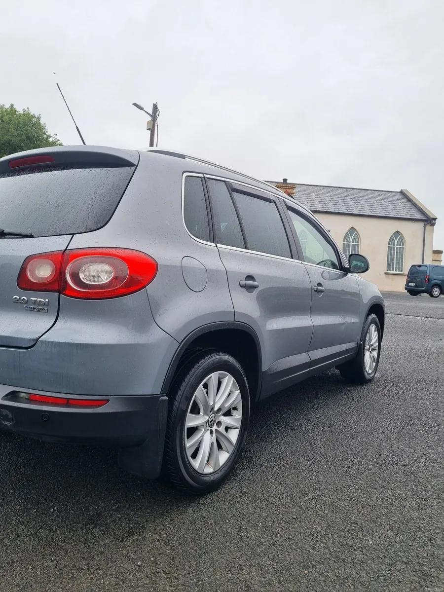 Volkswagen Tiguan 2010 - Image 3