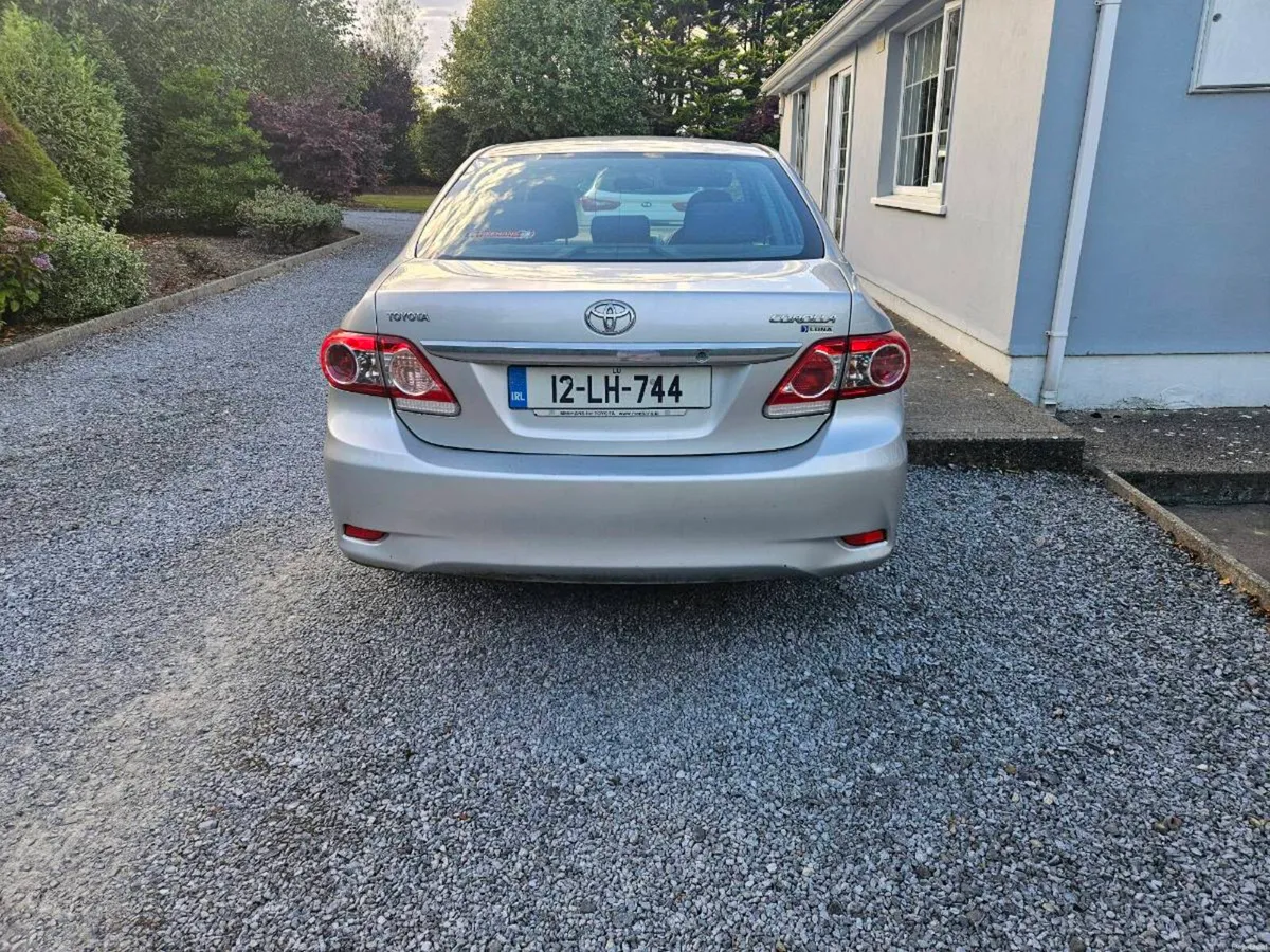 Toyota Corolla - Image 4
