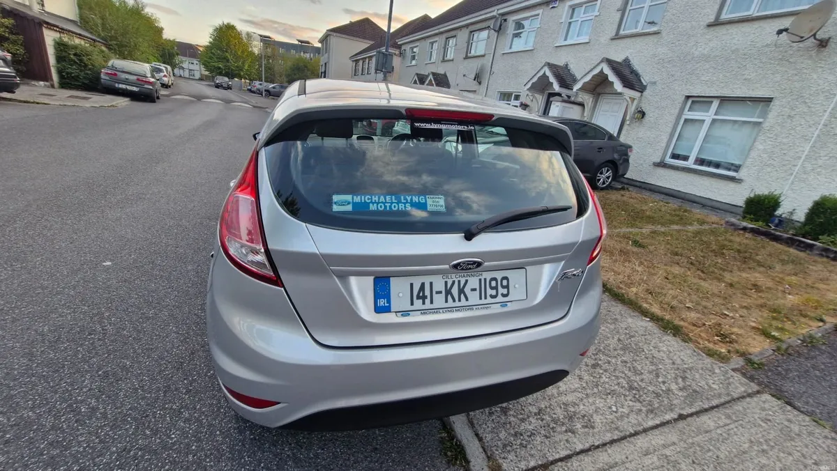 Ford Fiesta 2014 - Image 2