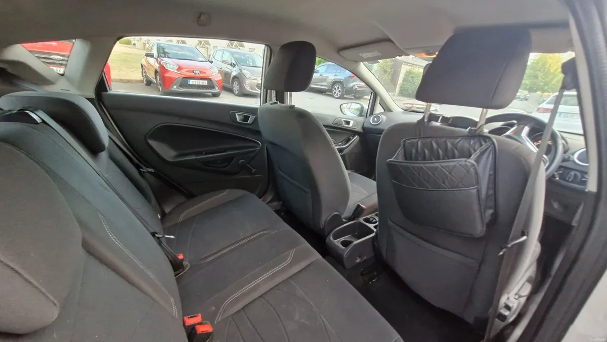 Ford Fiesta 2014 - Image 5