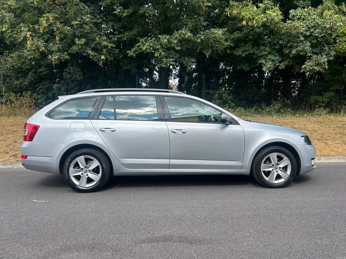 Skoda Octavia 2015 ( NCT. 01/27. TAX. 11/26) - Image 3
