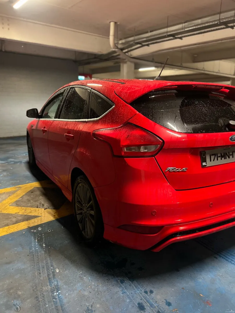 2017 Ford Focus - Image 4