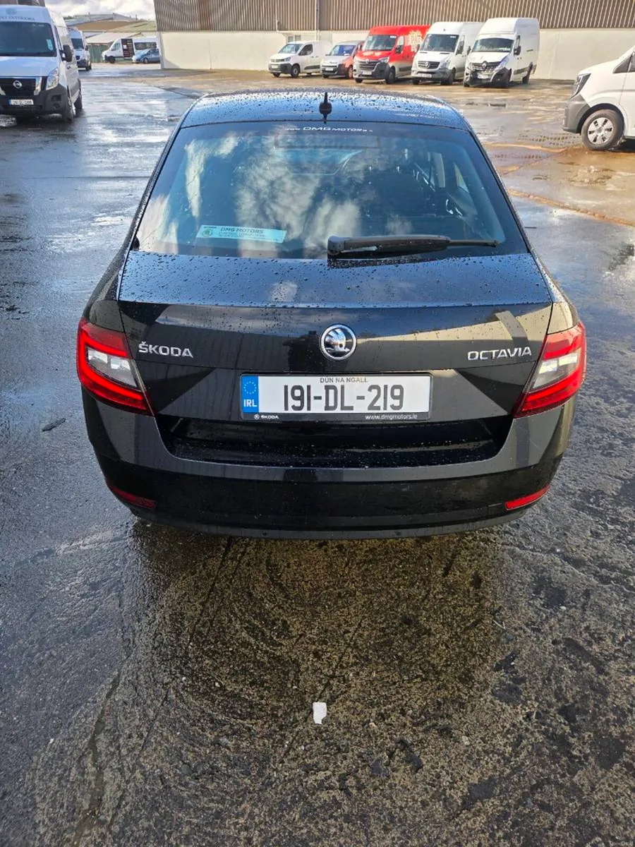 2019 Skoda Octavia Style 115bhp - Image 6