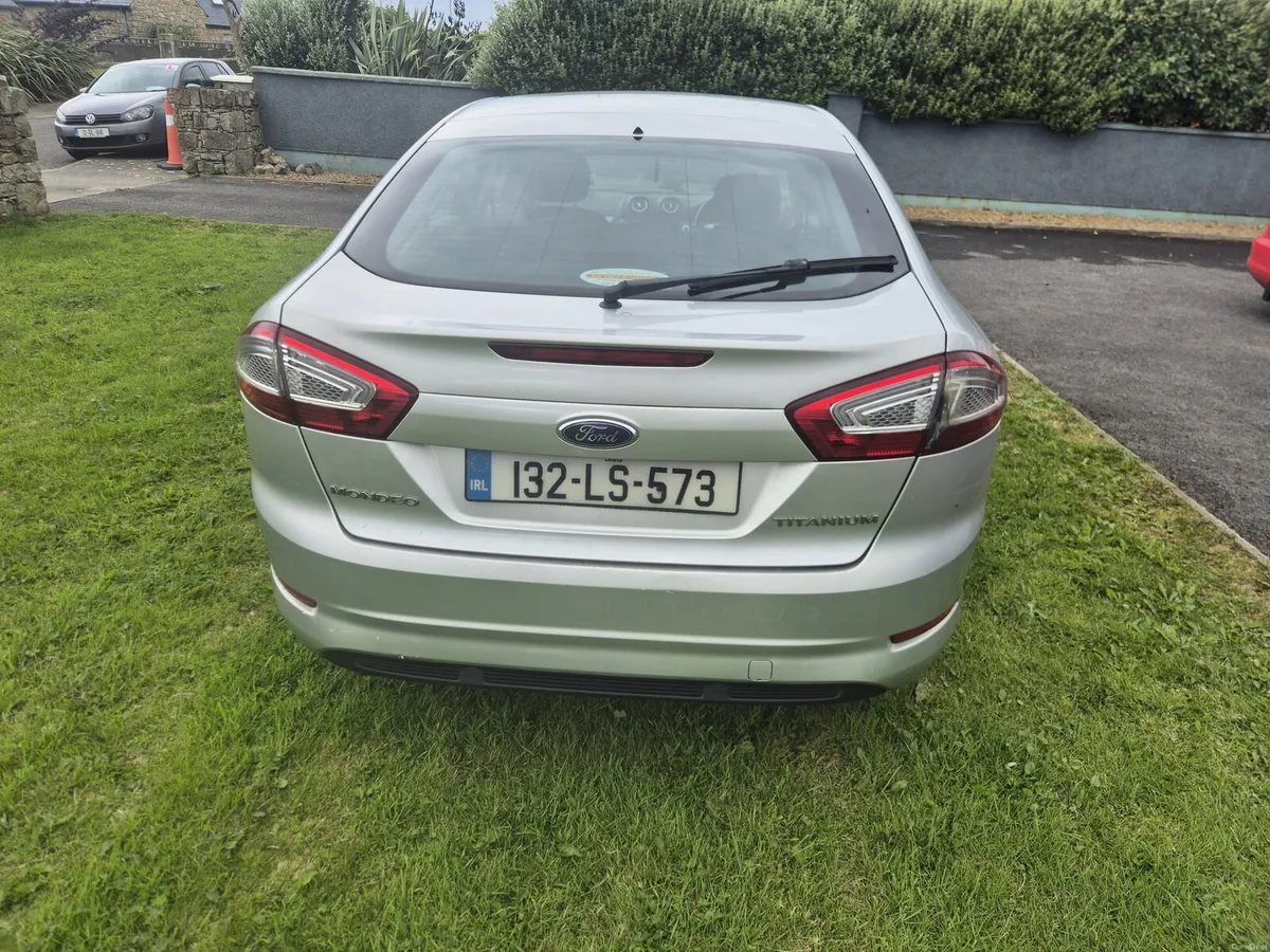 132 Ford Mondeo Titanium - Image 4