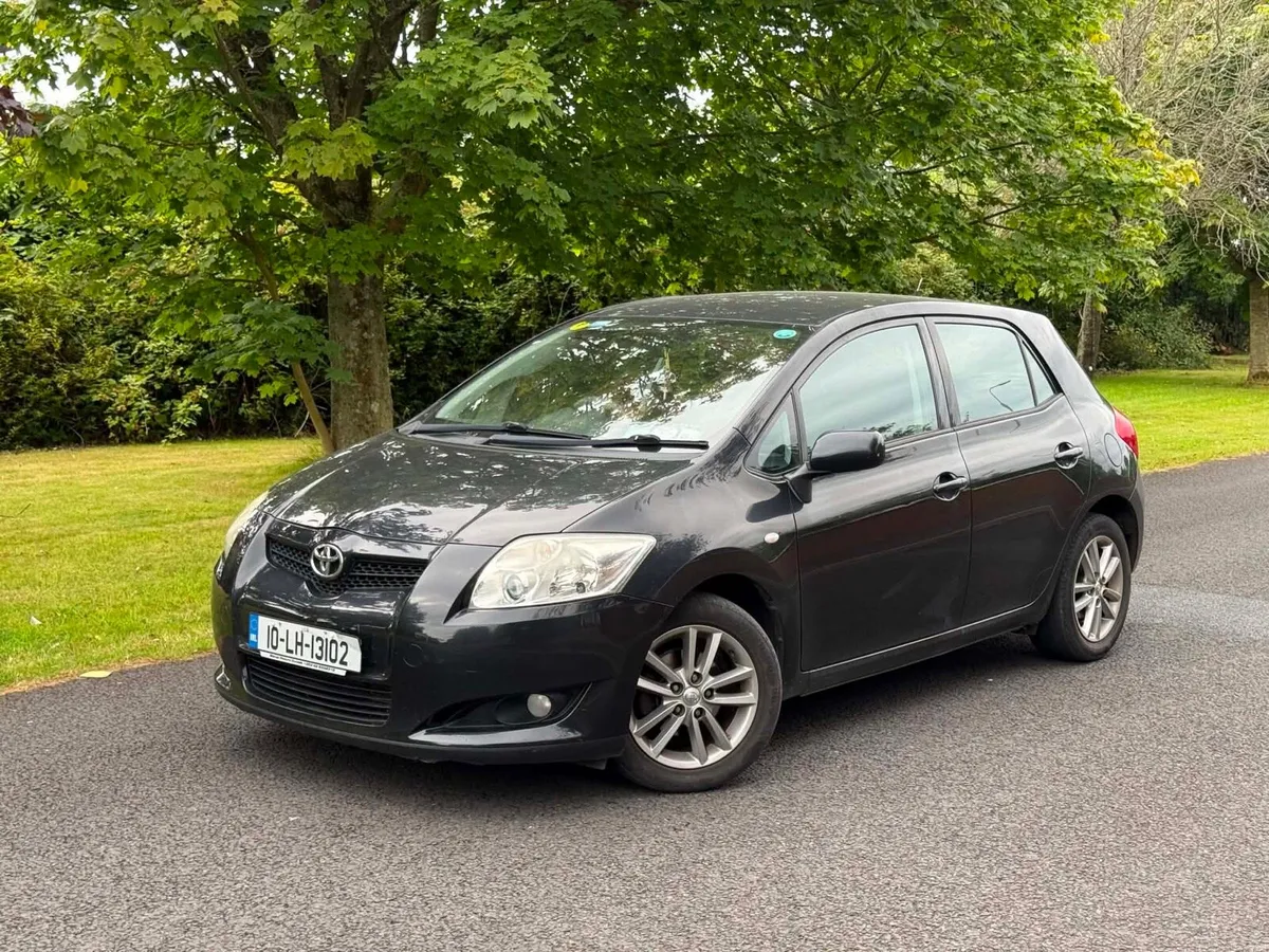 2010 Toyota Auris nct and tax low millege - Image 2