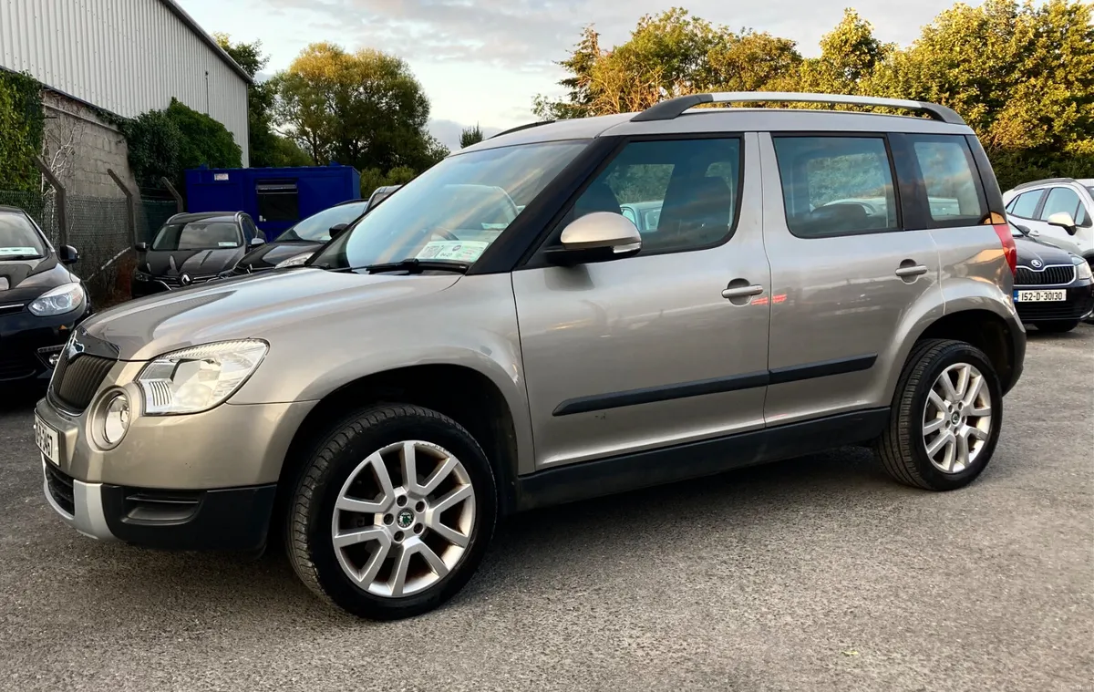 Skoda Yeti 2010 2.0 TDI 110HP Ambition SUV - Image 4