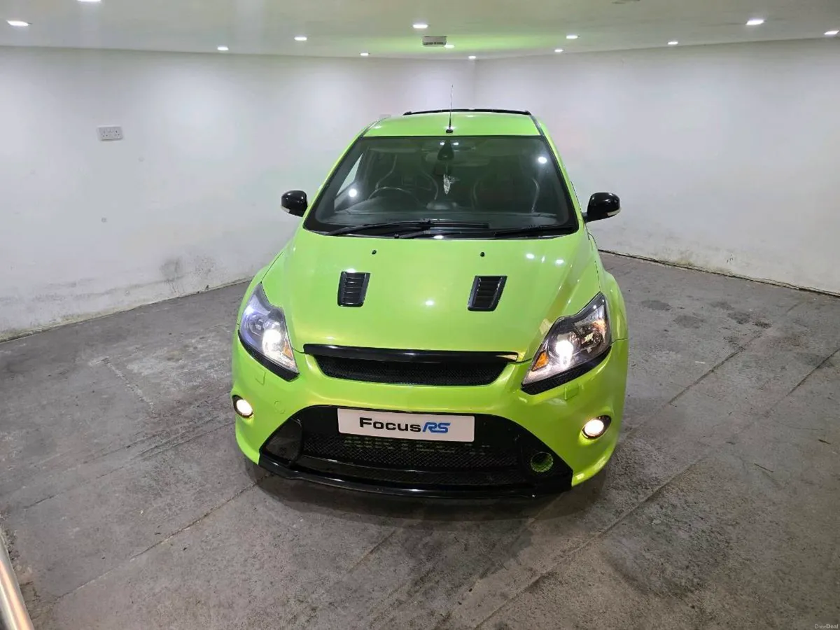 Ford Focus RS Chaser Twincam Cosworth M3 M5 Evo - Image 5