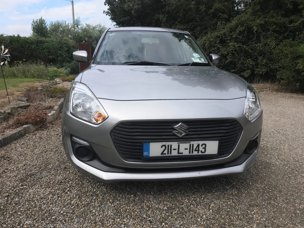 Suzuki swift 1.2 petrol/hybrid. - Image 5