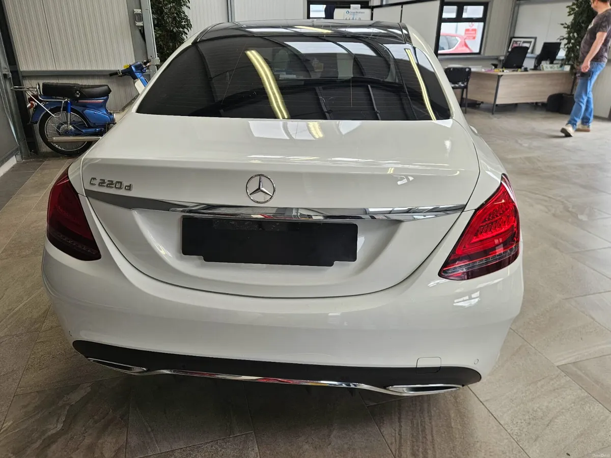 19 MERCEDES-BENZ C-CLASS C220 D AMG LINE - Image 5