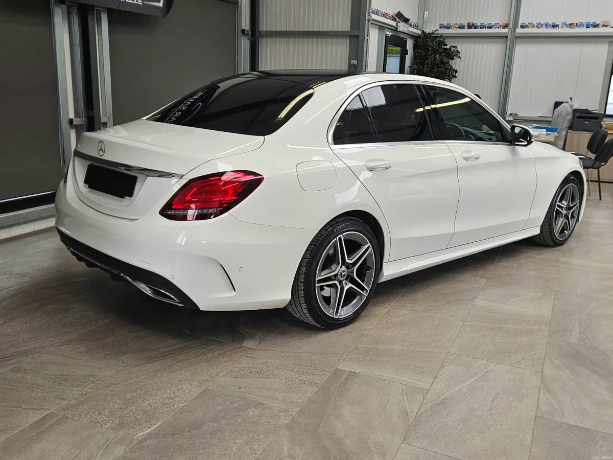 19 MERCEDES-BENZ C-CLASS C220 D AMG LINE - Image 2