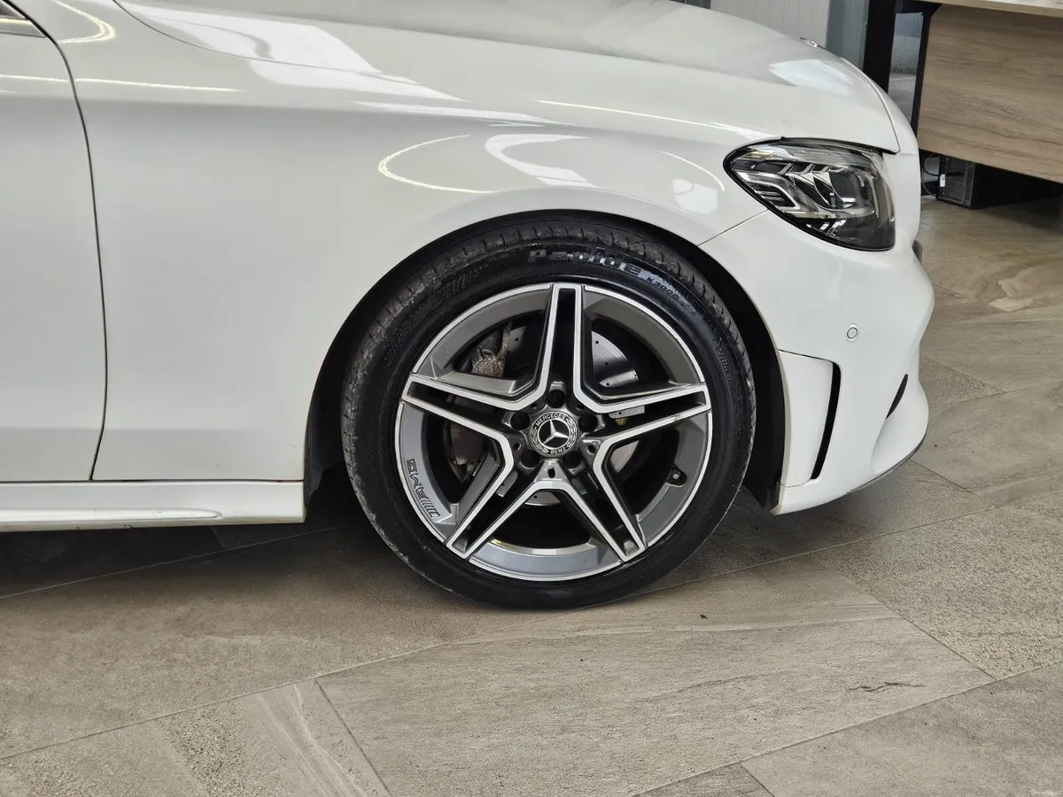 19 MERCEDES-BENZ C-CLASS C220 D AMG LINE - Image 6