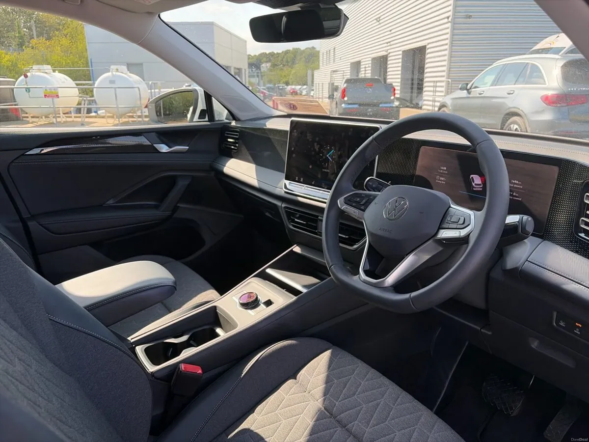 Volkswagen Tiguan EDITION 75 2.0TDI DSG 150HP - Image 6