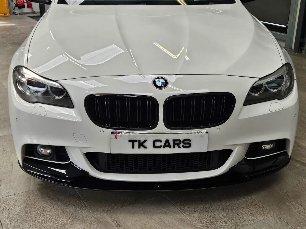 161 BMW 520 M-SPORT ^^^^^RARE SUNROOF^^^^^AUTO - Image 6