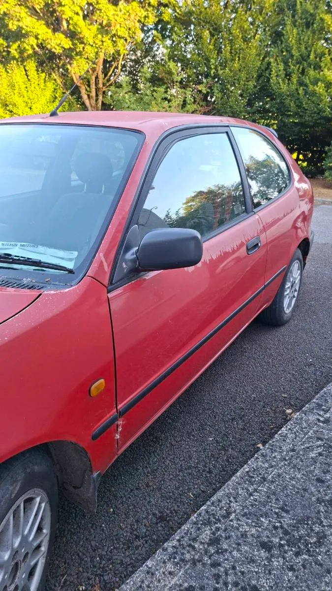 1999 Toyota Corolla - Image 3
