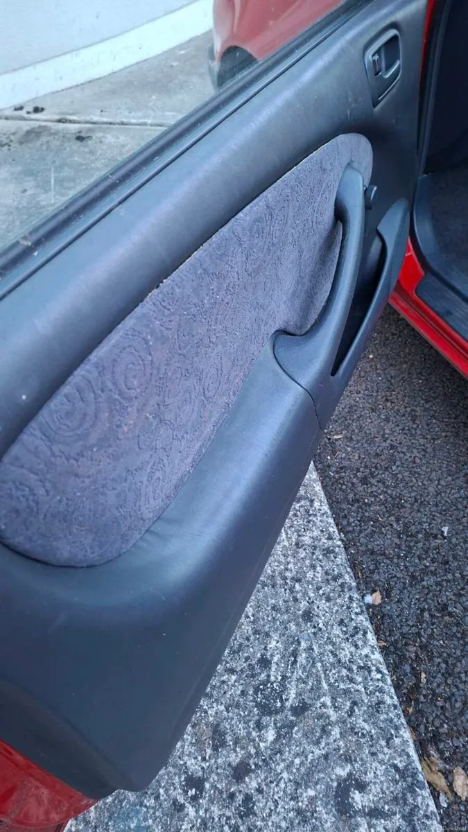 1999 Toyota Corolla - Image 5