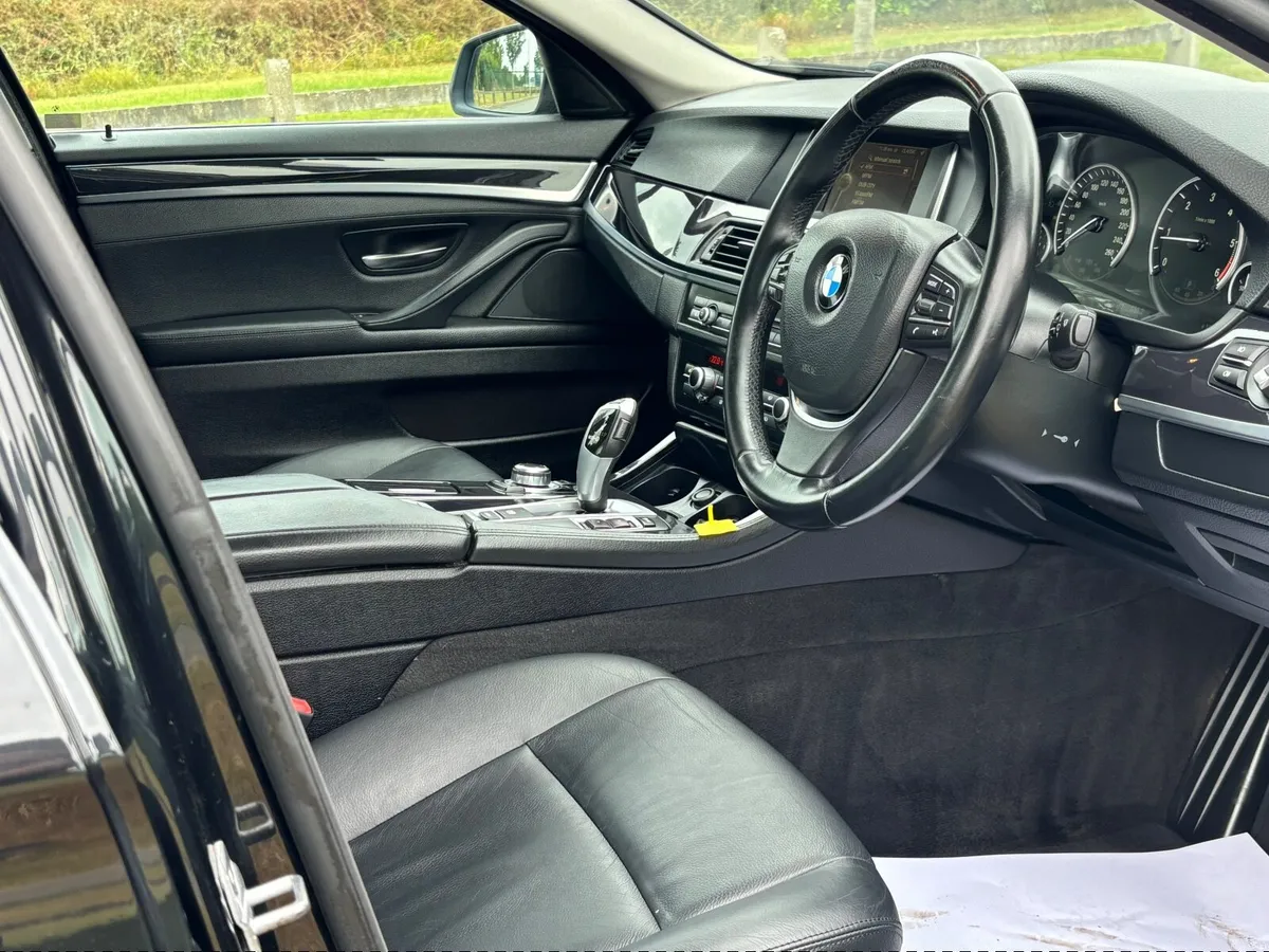 BMW 520d SE LUXURY 2014 *FACELIFT MODEL* - Image 6
