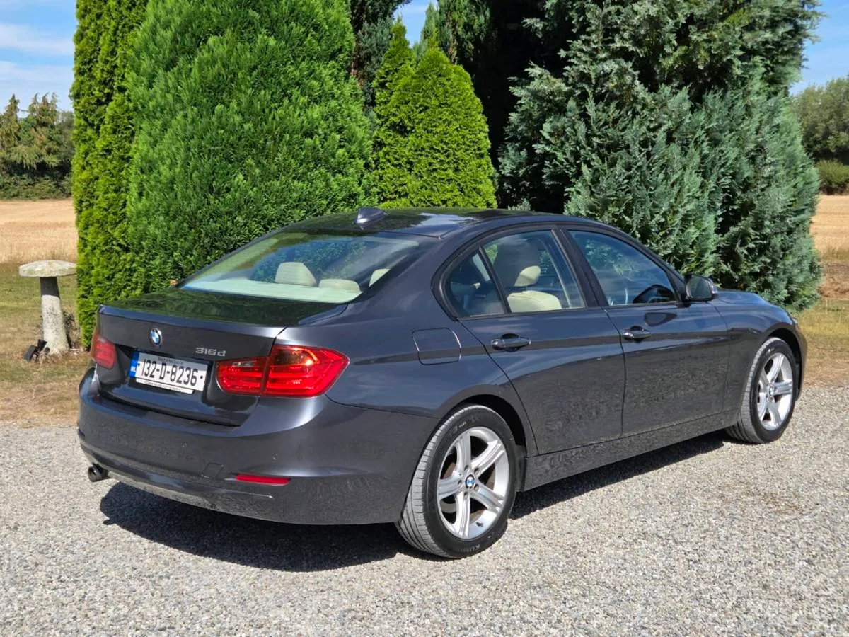 Very Low Mileage BMW 316d SE - Image 3