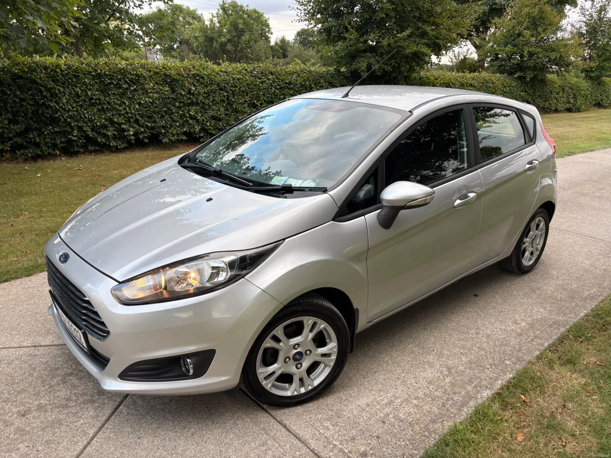 2014 Ford Fiesta Zetec 1.25 Petrol NCT 10/27 - Image 5