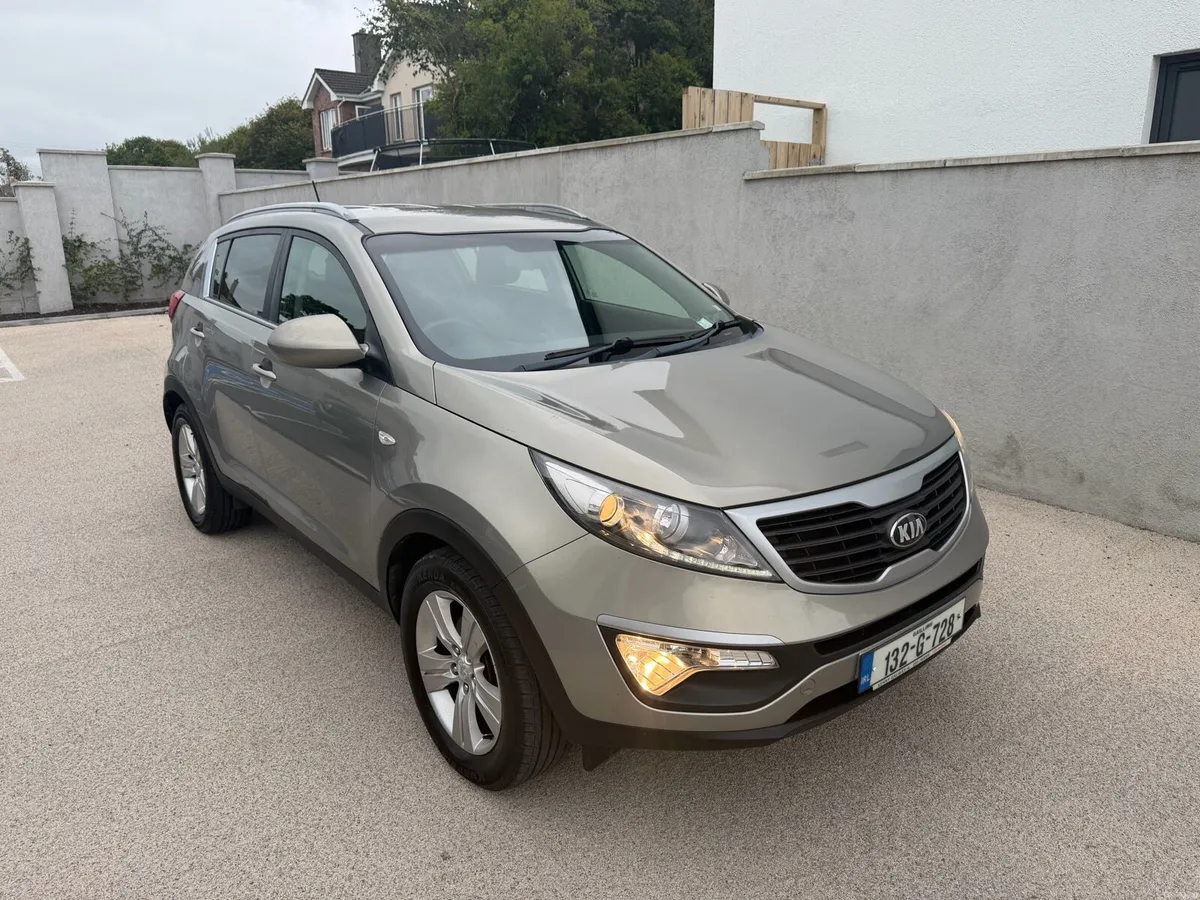 2013 KIA SPORTAGE NCT 2-27 1.7 CRDI LOW KMS !! - Image 1