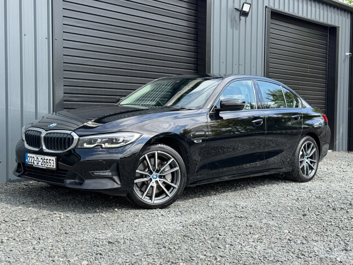 222 BMW 3-Series Pro Edition - Image 1