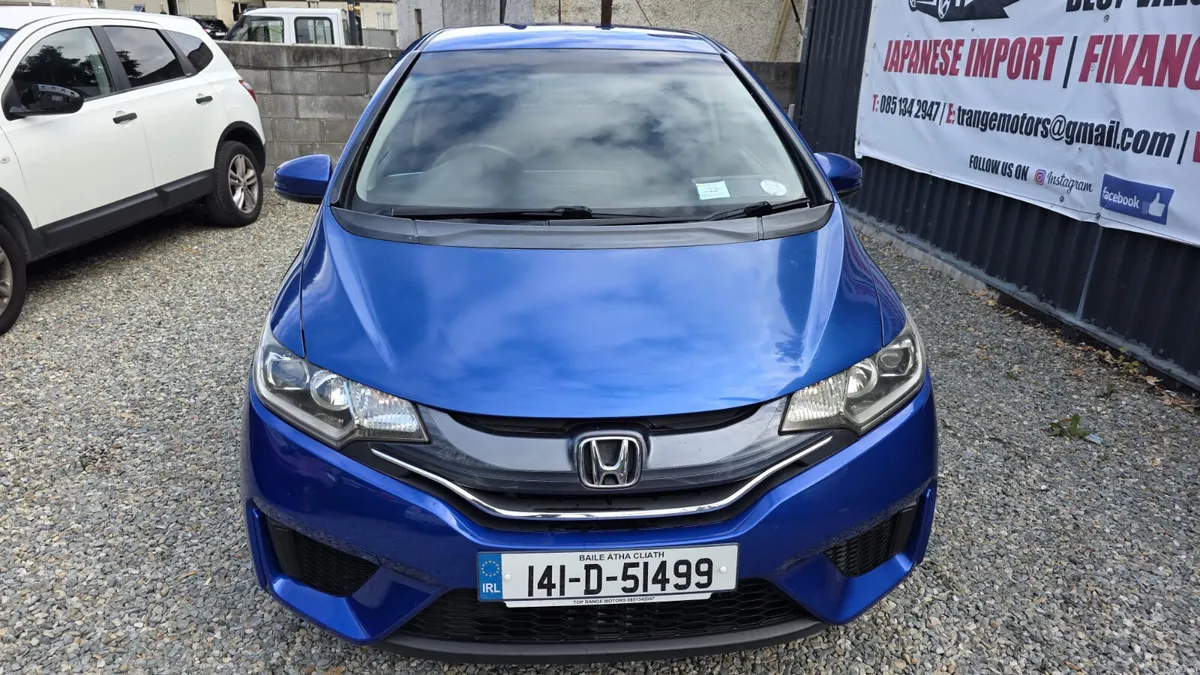 Honda Fit 2014 - Image 2