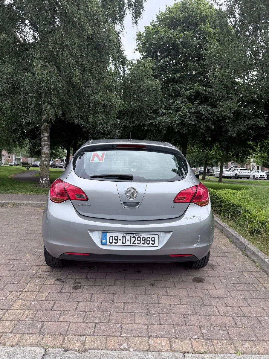 Vauxhall Astra - Image 6