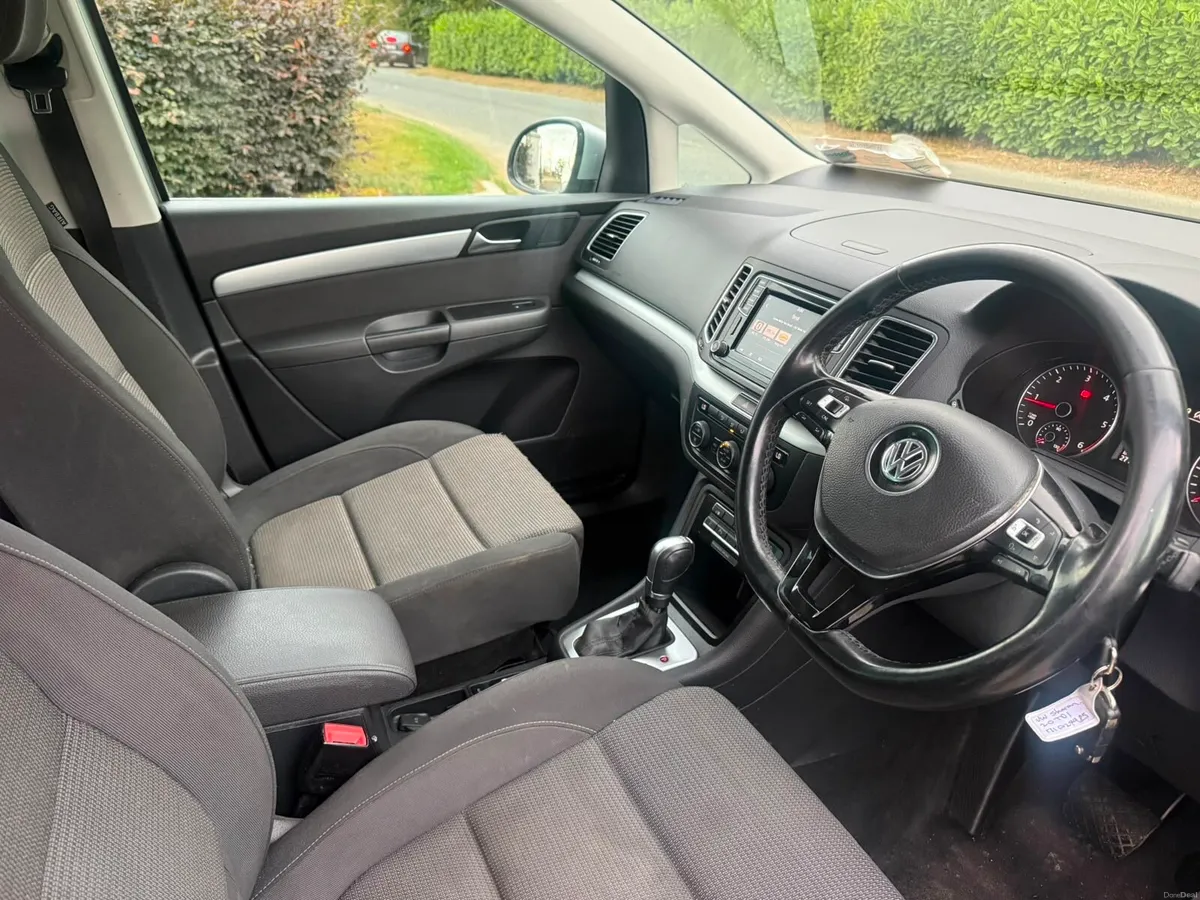 Volkswagen sharan 2017 auto - Image 5