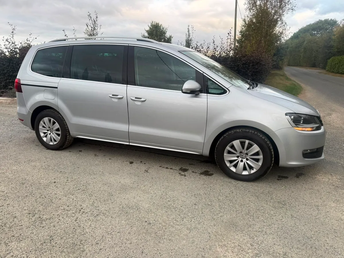 Volkswagen sharan 2017 auto - Image 1