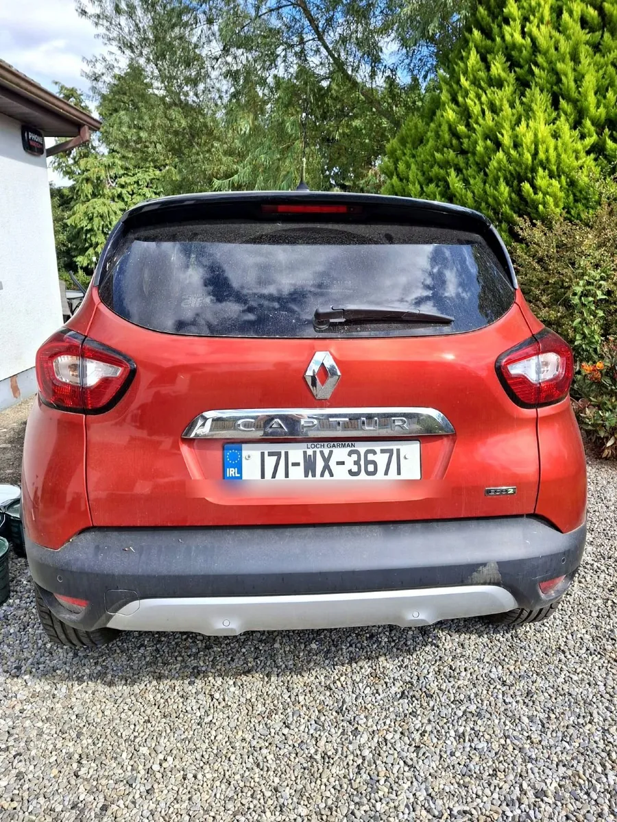 2017 Renault Captur 1.5 dCi Signature NAV - Image 3