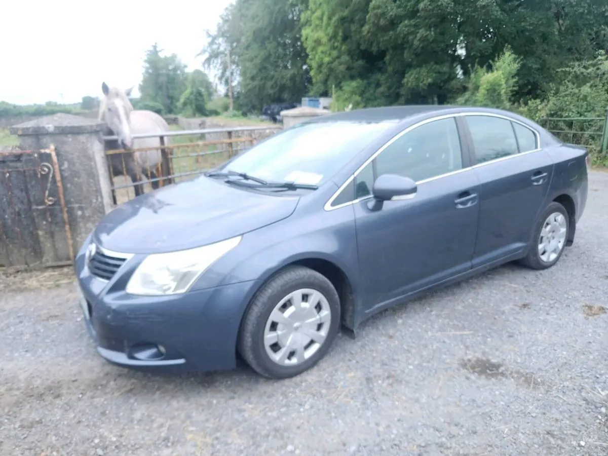 2011 Toyota avensis d4d diesel - Image 2