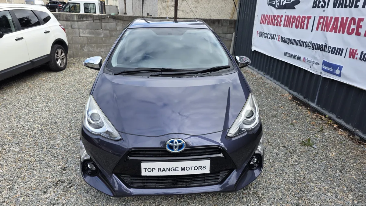 Toyota aqua 2015 - Image 3