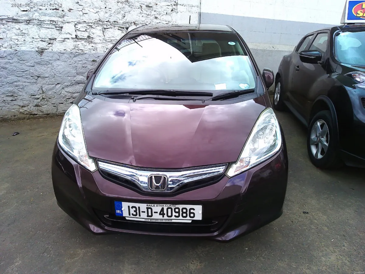 Honda Fit DAA-GP1 CVT HYBRID 5DR AUTO - Image 1