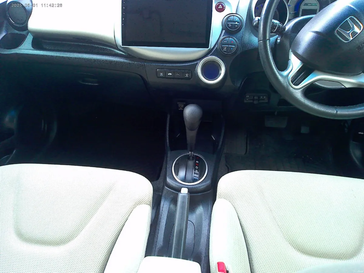 Honda Fit DAA-GP1 CVT HYBRID 5DR AUTO - Image 3