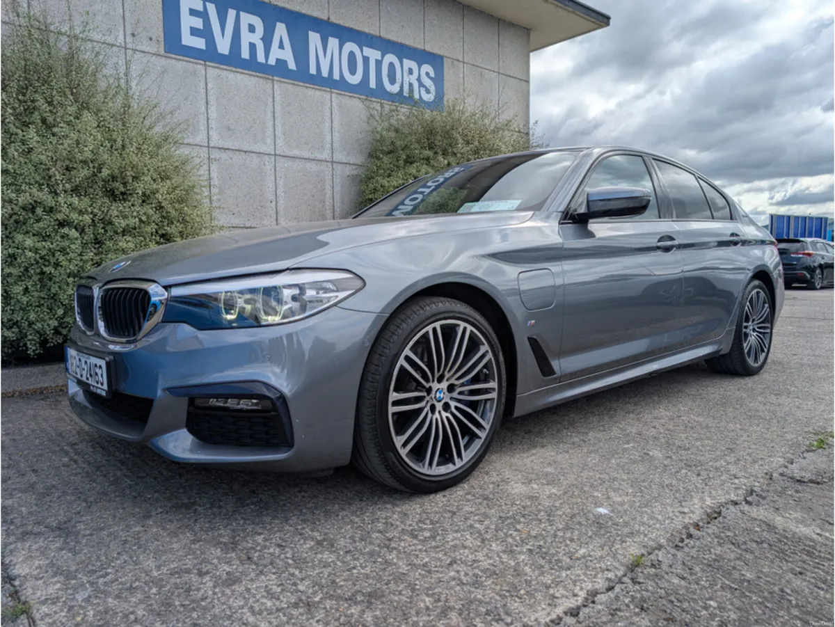 BMW 5-Series G30 530E M-SPORT AUTOMATIC 2.0 PETROL - Image 4