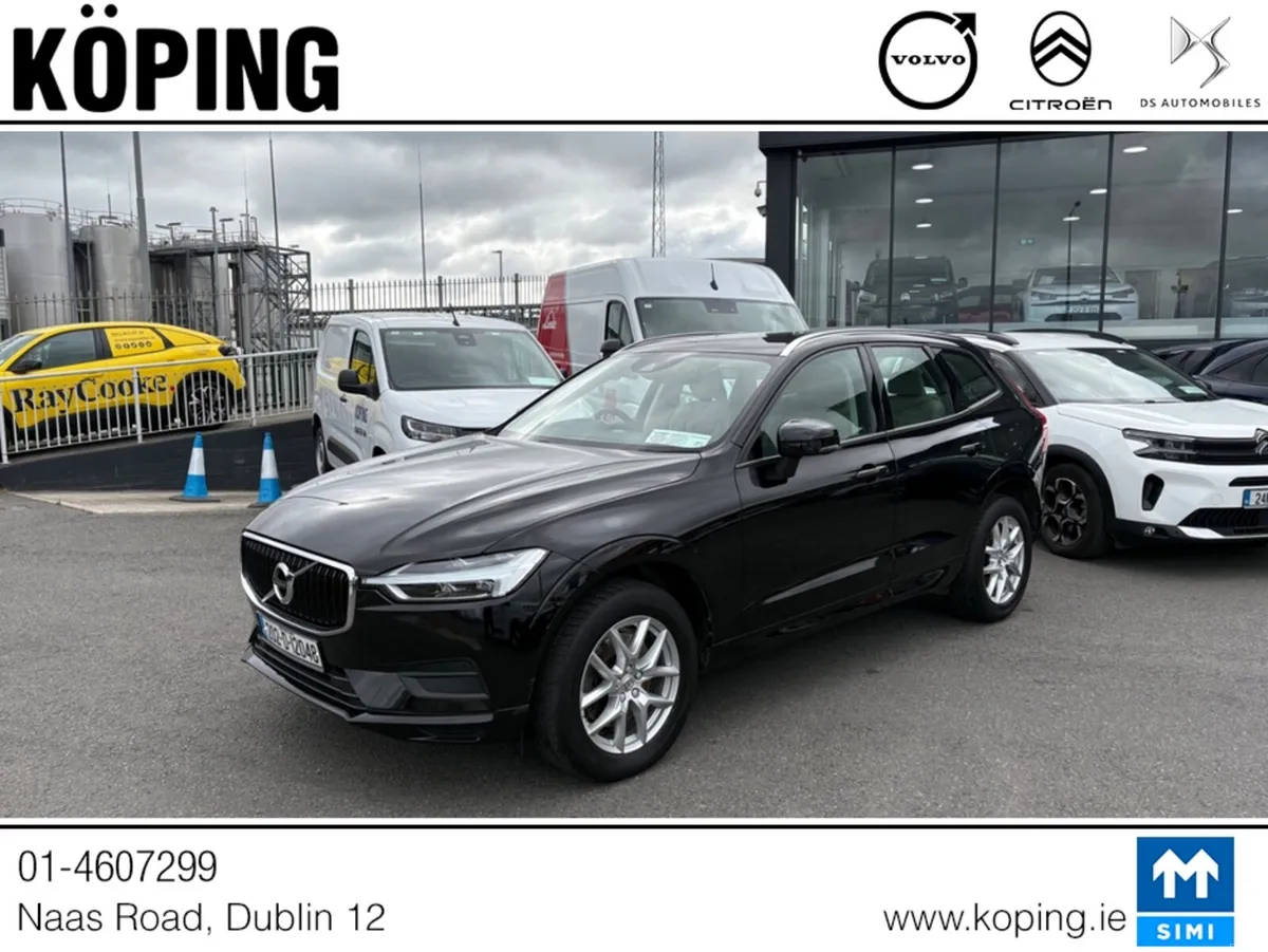 Volvo XC60 D4 MOMENTUM 5DR AUTO // ONYX BLACK // B - Image 3