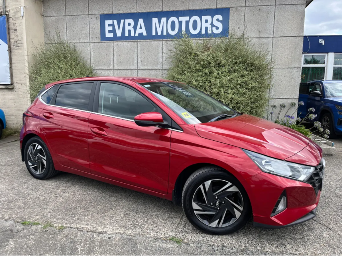 Hyundai i20 1.2 PETROL DELUXE PLUS 5DR **REVERSE C - Image 3
