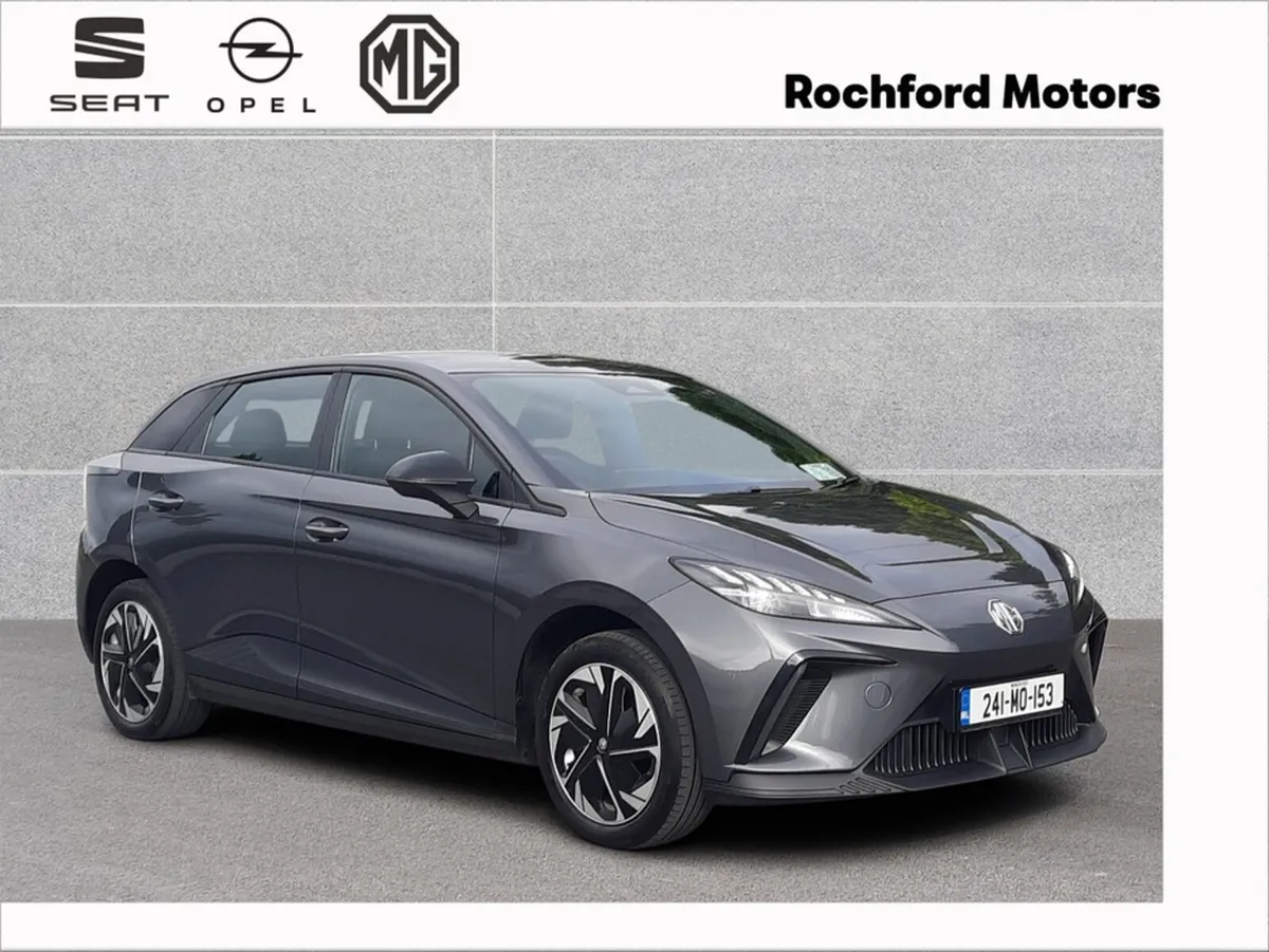 MG MG4 Excite 51kwh Auto   *** Immaculate Car *** - Image 1