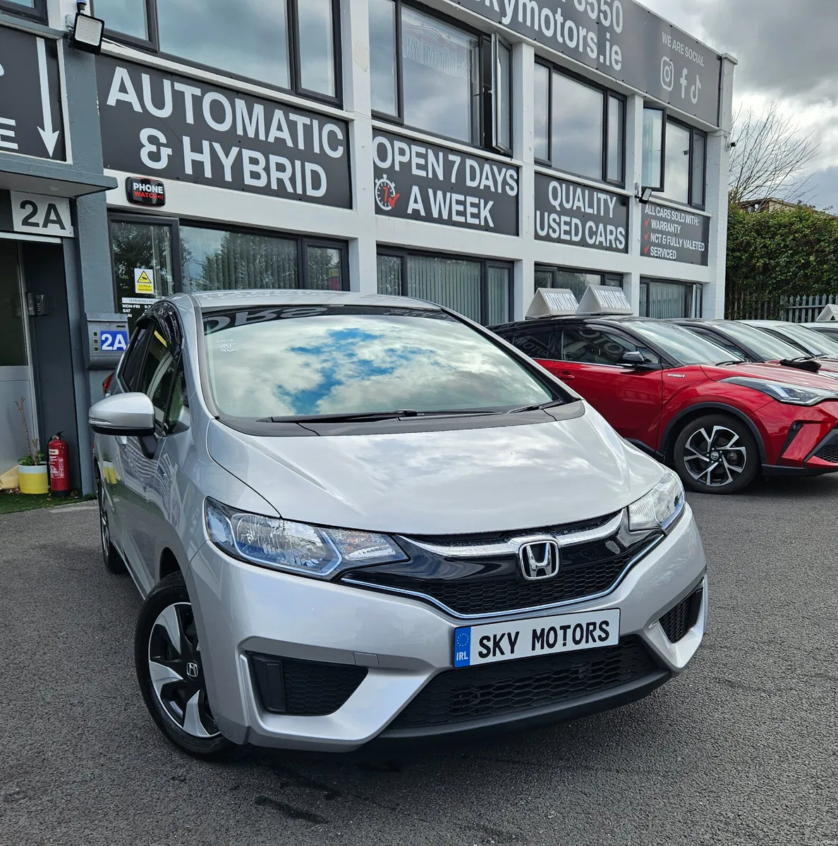 2017 Honda Fit 1.5 Auto 31k Km only - Image 3