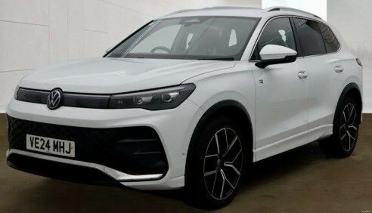 2.0 TDI R-Line SUV 5dr Diesel DSG Euro 6 (s/s) (15 - Image 3