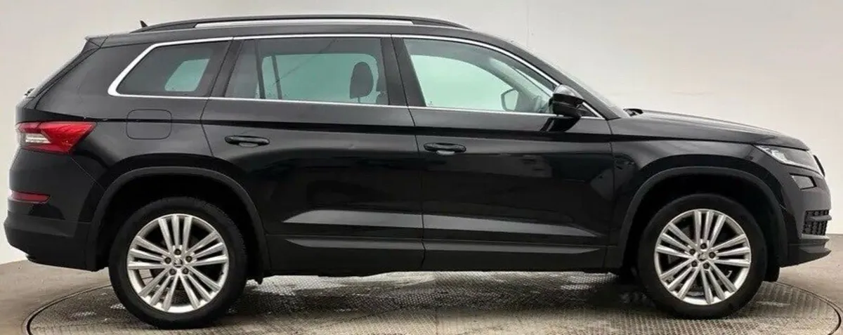2.0 TDI SE L SUV 5dr Diesel DSG Euro 6 (s/s) (7 Se - Image 4