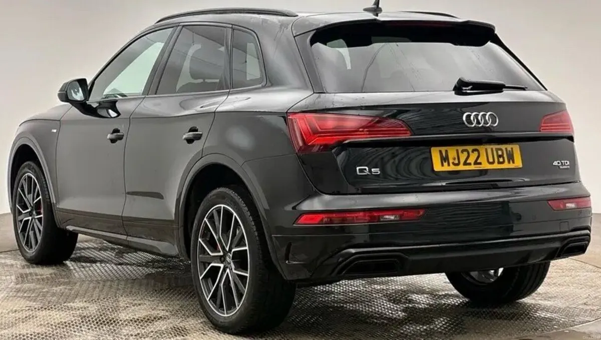 2.0 TDI 40 Edition 1 SUV 5dr Diesel S Tronic quatt - Image 3